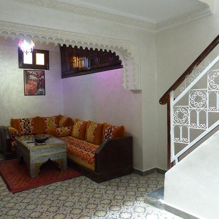 Hostel Dar Tamanart Marrakesh Exterior photo