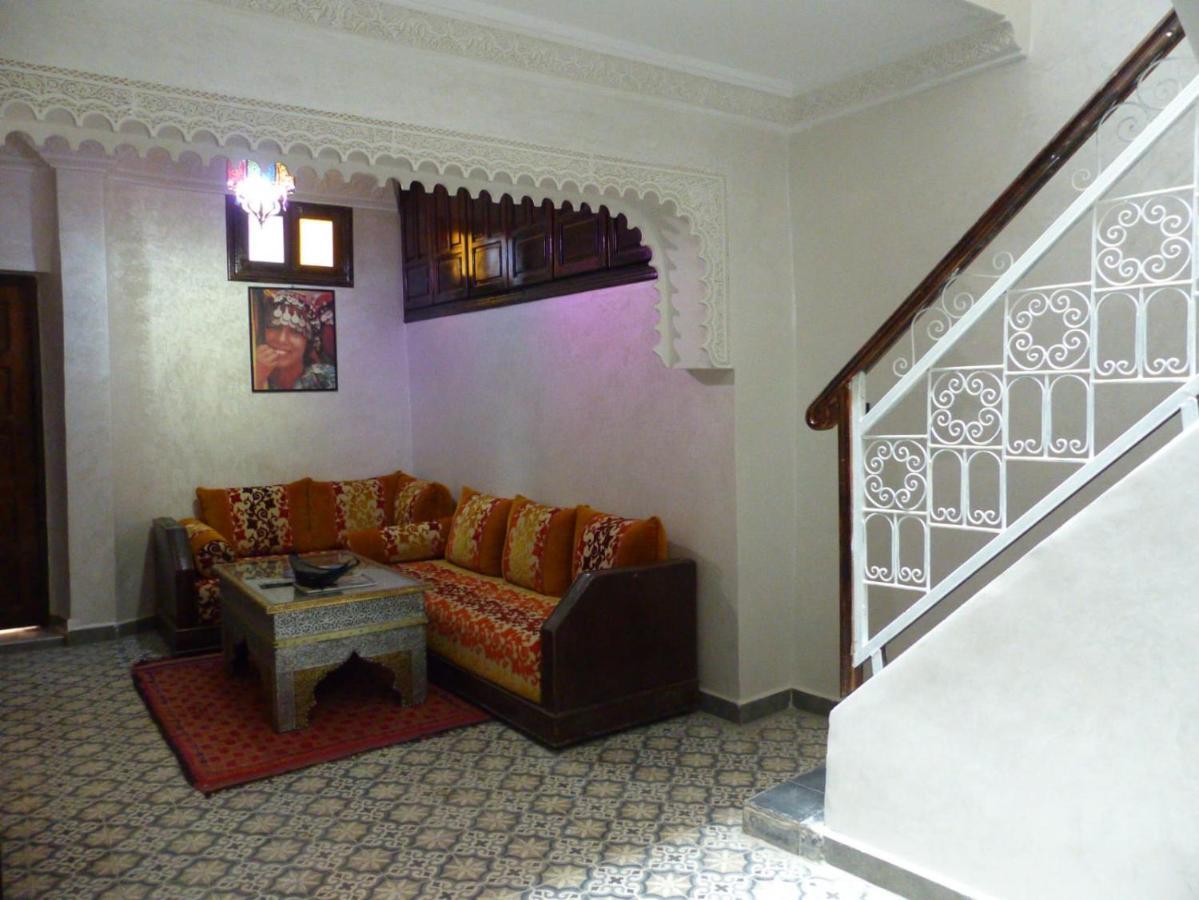 Hostel Dar Tamanart Marrakesh Exterior photo