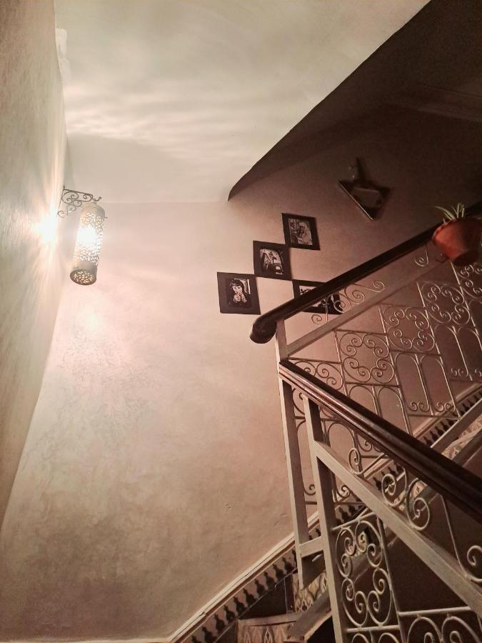 Hostel Dar Tamanart Marrakesh Exterior photo