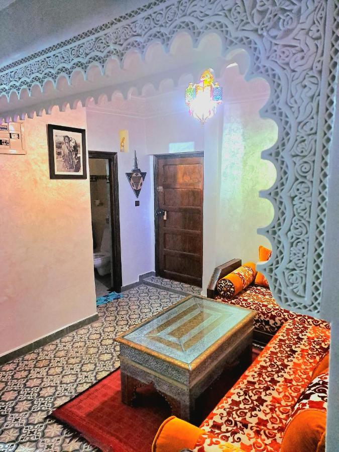 Hostel Dar Tamanart Marrakesh Exterior photo